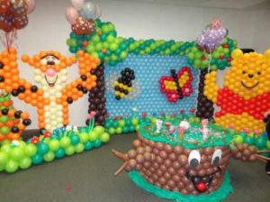 como hacer adornos con globos para fiestas infantiles